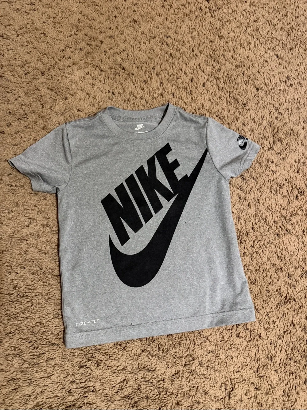 Boys Nike shirt